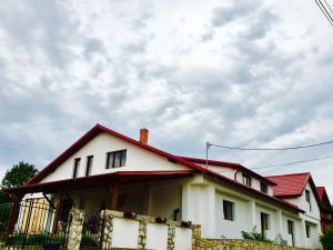 Casa de Vacanta Potoc - poarta ta spre Cheile Nerei