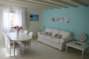 Chiqui luxury apartments Alonissos Greece