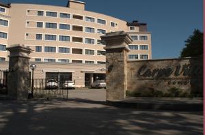 Апартамент Luxury Apartment in Carpe Vita complex Святі Костянтин і Олена Болгарiя