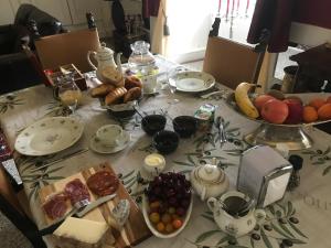 B&B / Chambres d'hotes Chateau de Savennes - Caveau de sabrage : Suite Junior