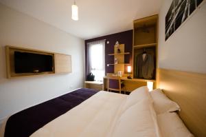 Hotels EastLodge Lyon Est Eurexpo : 2 Chambres Communicantes (4 Adultes) - Non remboursable