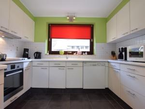 Cozy Family Holiday Home