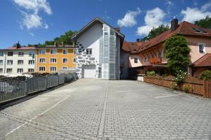 Apartments Otre Frymburk