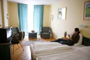 Double or Twin Room room in Hotel Bara Budapest