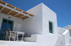 Ploes Seaside Houses Naxos Greece