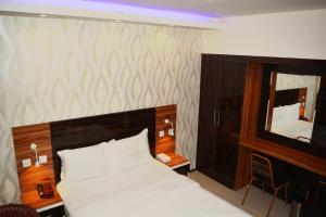 Single Room room in Zagy Hotel