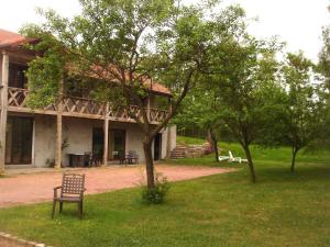 B&B / Chambres d'hotes La Ferme aux Biches : photos des chambres