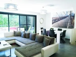 Playa Bella - 佩罗勒