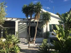 Villa Nadia con splendida vista mare - Brucanuova