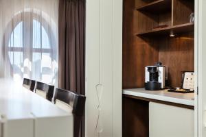 Cismigiu VIP Suite with Terrace and Free wifi room in Epoque Hotel - Relais & Chateaux
