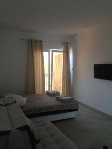 Studio Apartment with Sea View room in Apartmani Roganovic