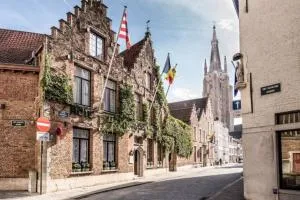 Luxury Boutique Hotel De Castillion - Brujas