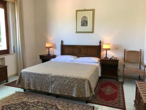 Standard Double or Twin Room with Garden View room in Hotel Mediterranée