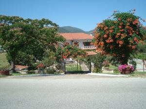 Villa Tonia Apartments Halkidiki Greece