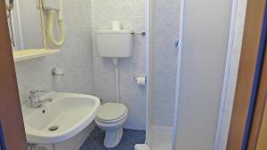 Chambre Double ou Lits Jumeaux avec Douche