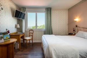 Hotels L'Ermitage Hotel & Restaurant : photos des chambres