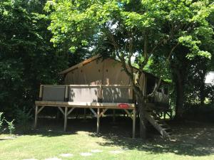 Campings Camping Du Perche Bellemois : photos des chambres