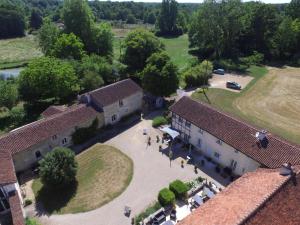 Maisons de vacances Gites Le Clos de Saires : Tente