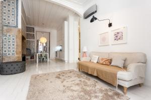 Baixa Tile Blue Two-Bedroom Apartment - by LU Holidays