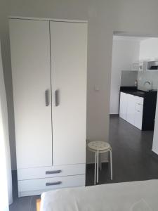 Issa apartment