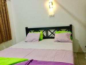 Hikkaduwa Family Inn