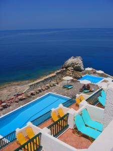 Cavos Bay Hotel & Studios Ikaria Greece