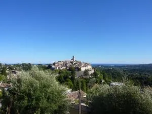 la maison aux bonsais - 圣保罗-德旺斯