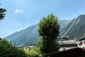 Villa Loppe - Chamonix Mountain Four-Bedroom Hidden Gem - 里雾诗
