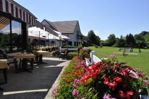 Hotels Logis Le Relais De Pouilly : photos des chambres