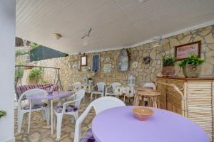 Room Milka