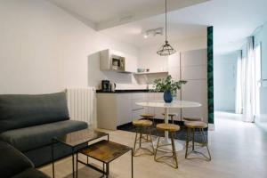 Apartamentos RG Suites Plaza del Salvador