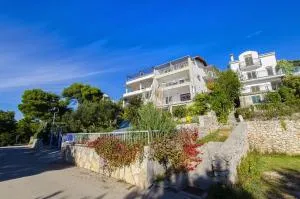 Apartments Mijo - 穆泰尔岛