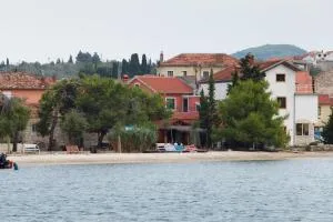 Villa Luna - Sutomišćica