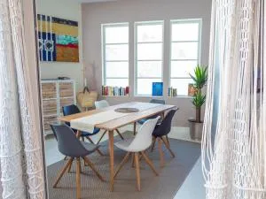 CAP BERILOU . Qualité et Confort Assuré . - 阿卡雄