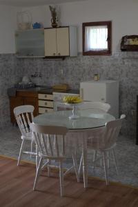 Apartment Honey and milk