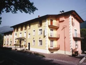 Albergo Ristorante Marcheno - Villa