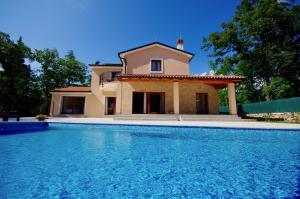 Vila Foška 