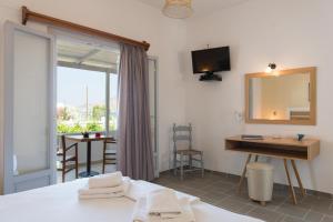 Aeolos Apartments Sifnos Greece