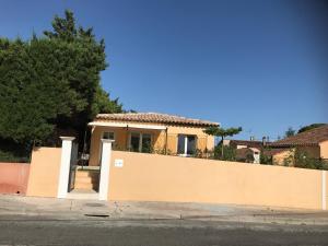 Maisons de vacances Villa, Maison Independante, avec Piscine Privative : photos des chambres