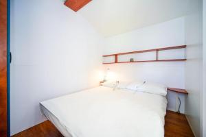 Family friendly apartments with a swimming pool Biograd na Moru Biograd 8371