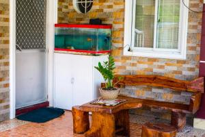 Entire House with 4 rooms near SM Molino and Vermosa Ayala