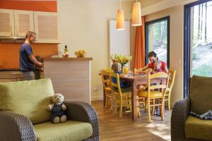 Villages vacances Center Parcs Les Trois Forets : photos des chambres