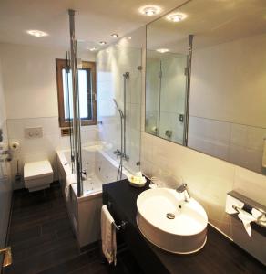 Comfort Double Room Main Building room in Zur Weinsteige****