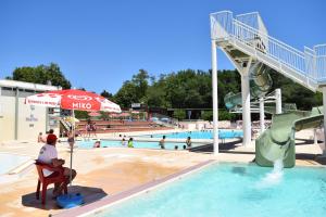 Villages vacances Camping - Village Vacances du Lac : photos des chambres