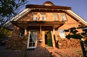 Reet-Meerblick-Terrassenwohnung-Sonnenkliff-EG