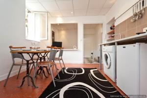 Beach, Pure Centre, view over Opera de Nice