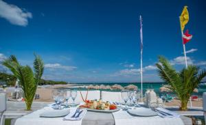 Oasis Beach Hotel Agistri Greece