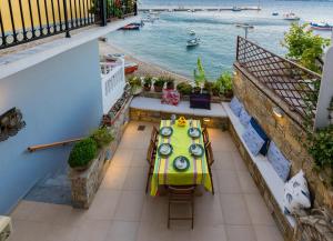 Beachfront Apartment Olga Samos Greece