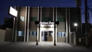 理查德酒店 - 波多韦柳