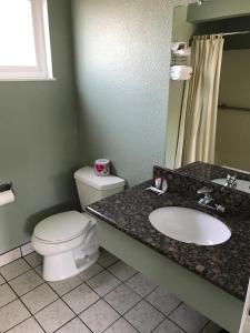 Double Room with Two Double Beds - Non-Smoking room in Economy Inn